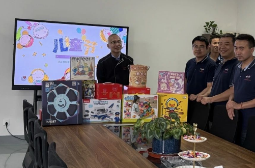 宝贝，希望你永远童心童趣童梦，儿童节快乐！